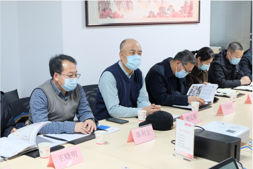 陜西省總商會(huì)副會(huì)長(zhǎng)、西安華歐精密機(jī)械有限公司董事長(zhǎng)樊延都一行來西馳參觀交流(圖2)